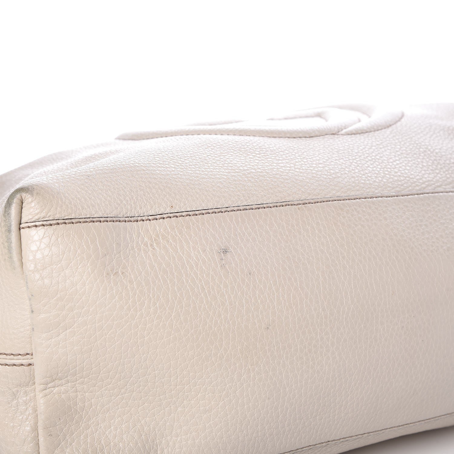 Gucci Pebbled Calfskin Medium Soho Chain Shoulder Bag Off White 9 of 15