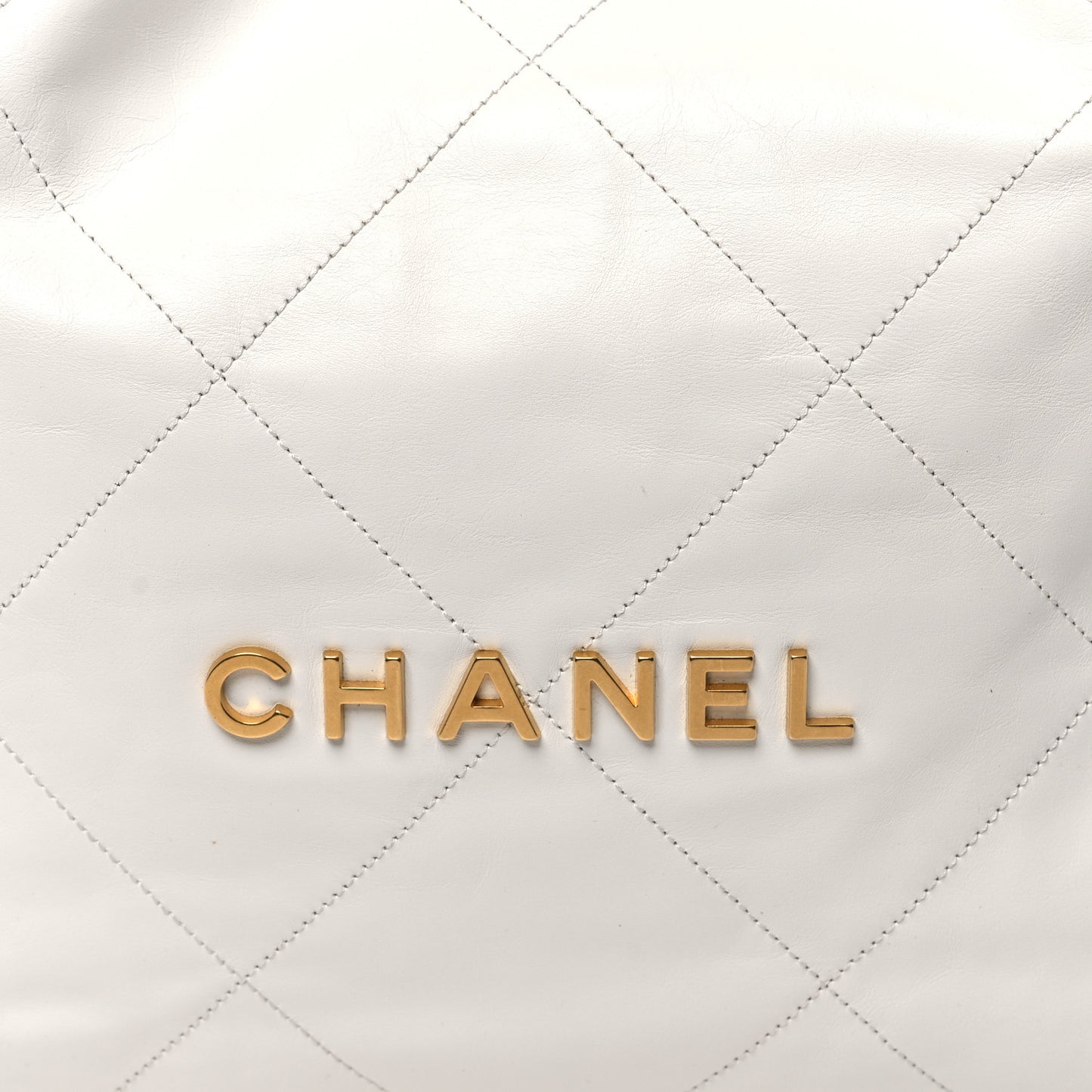 Shiny Calfskin Quilted Chanel 22 White
