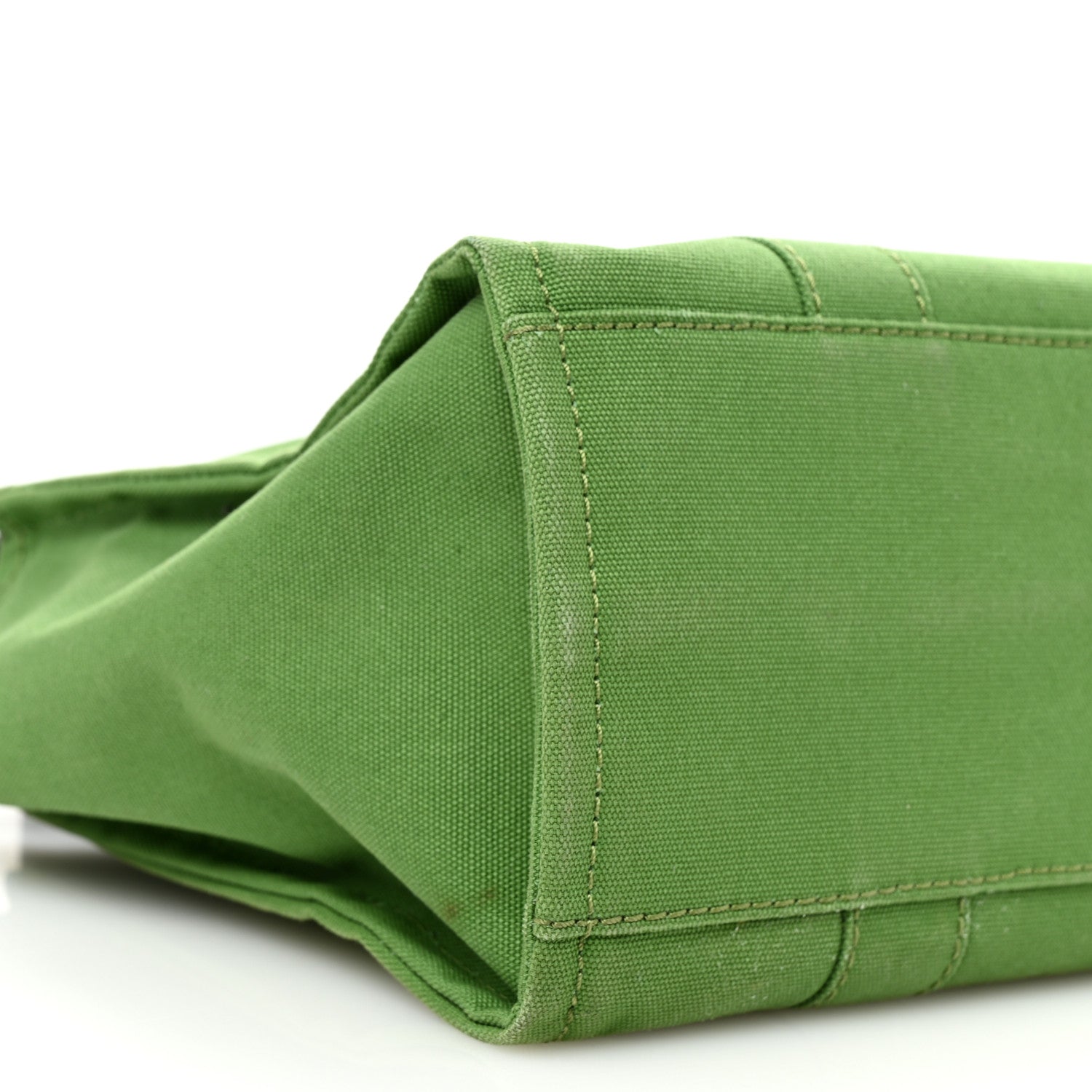 Marc Jacobs Cotton Canvas Medium The Traveler Tote Bag Aloe 9 of 10