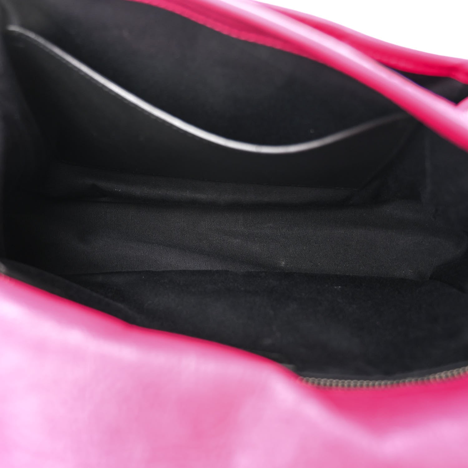 Saint Laurent Crinkled Calfskin Matelasse Monogram Medium Niki Chain Satchel Freesia 5 of 10