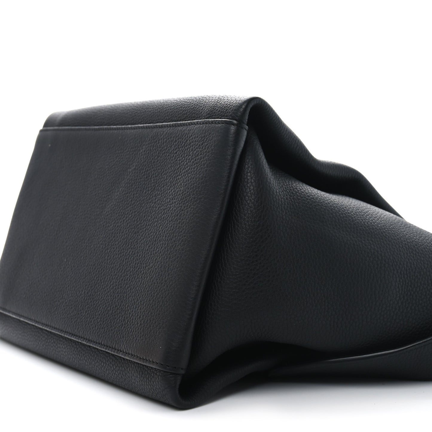 Grained Calfskin TR1 Black