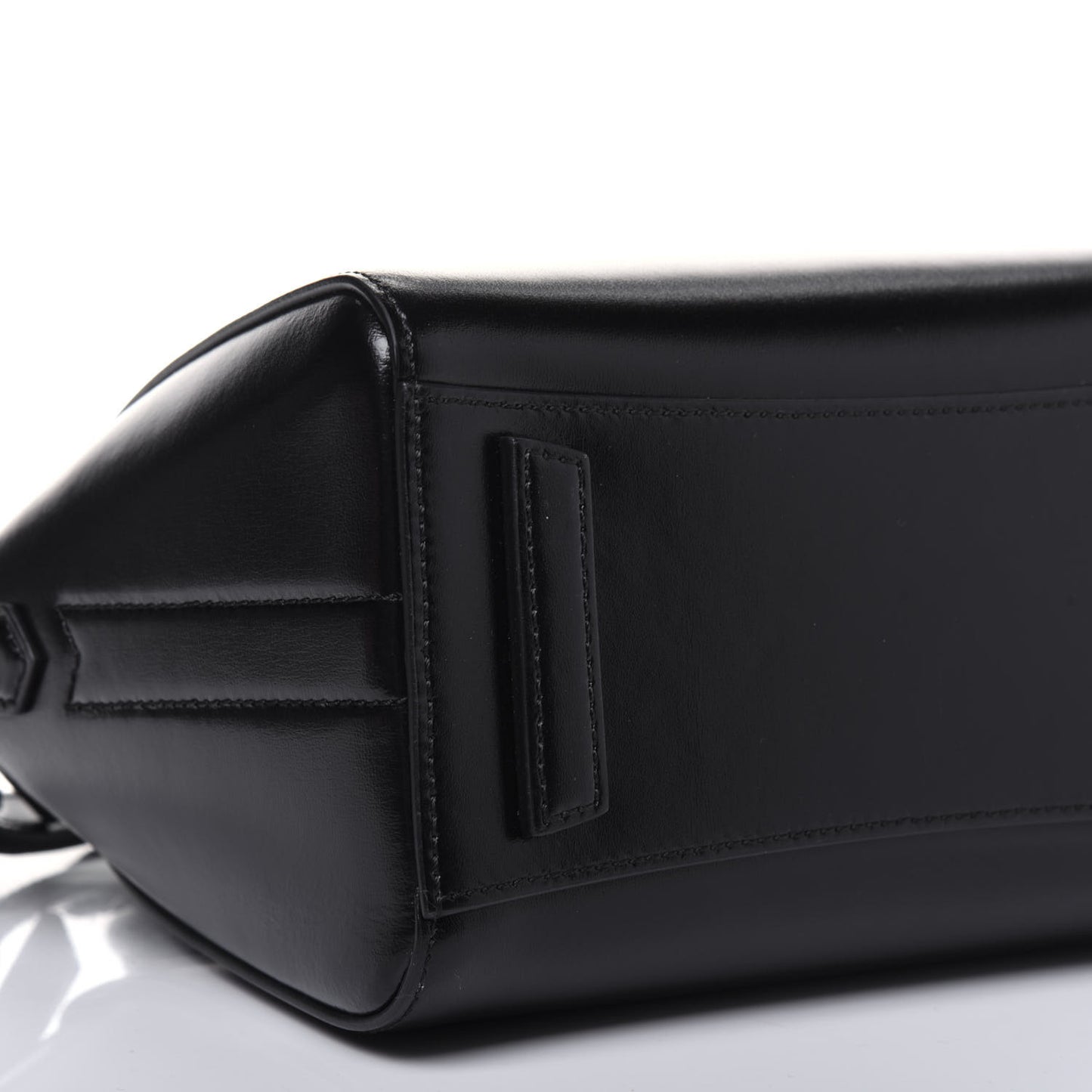 Shiny Lord Calfskin Mini Antigona Black