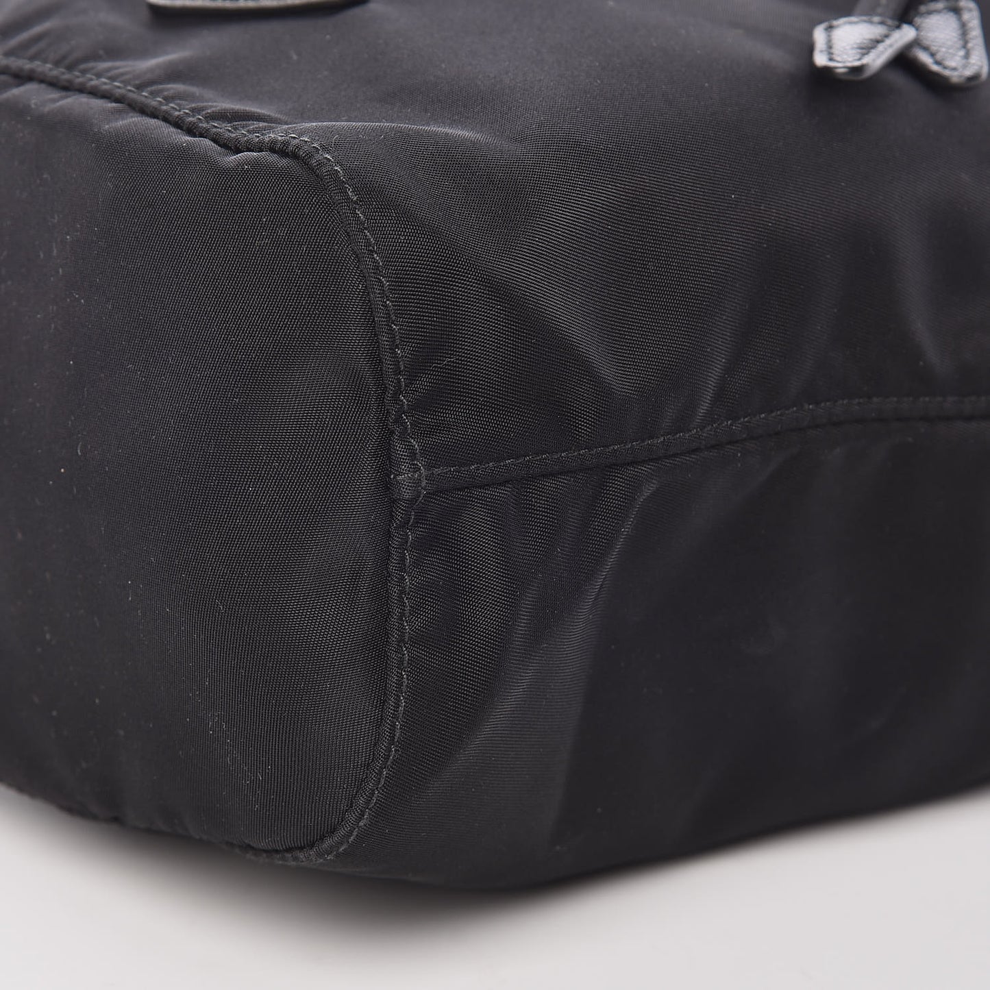 Nylon Vela Drawstring Pouch Black