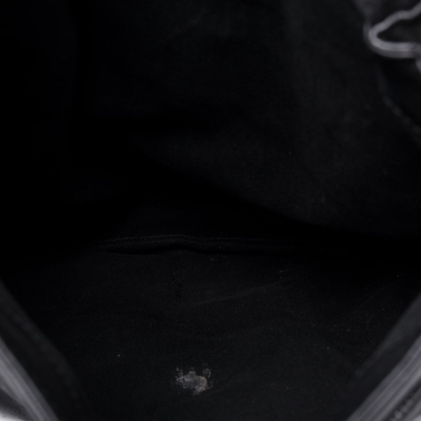 Calfskin Diamond Stitch Large Messenger Black