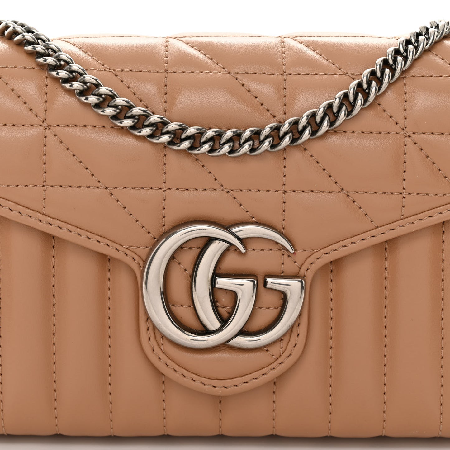 Calfskin Matelasse Aria GG Marmont Chain Wallet Camelia