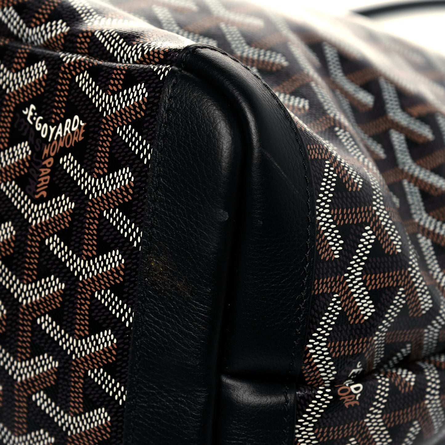 Goyardine Artois MM Black