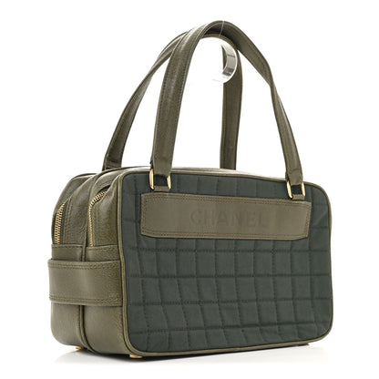 Chanel Canvas Calfskin Quilted Chocolate Bar Shoulder Bag Green 3 of 14