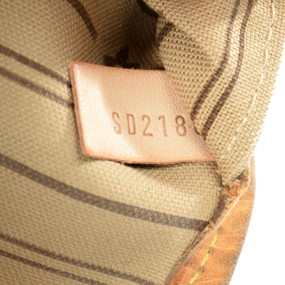 Louis Vuitton Monogram Neverfull MM 9 of 11