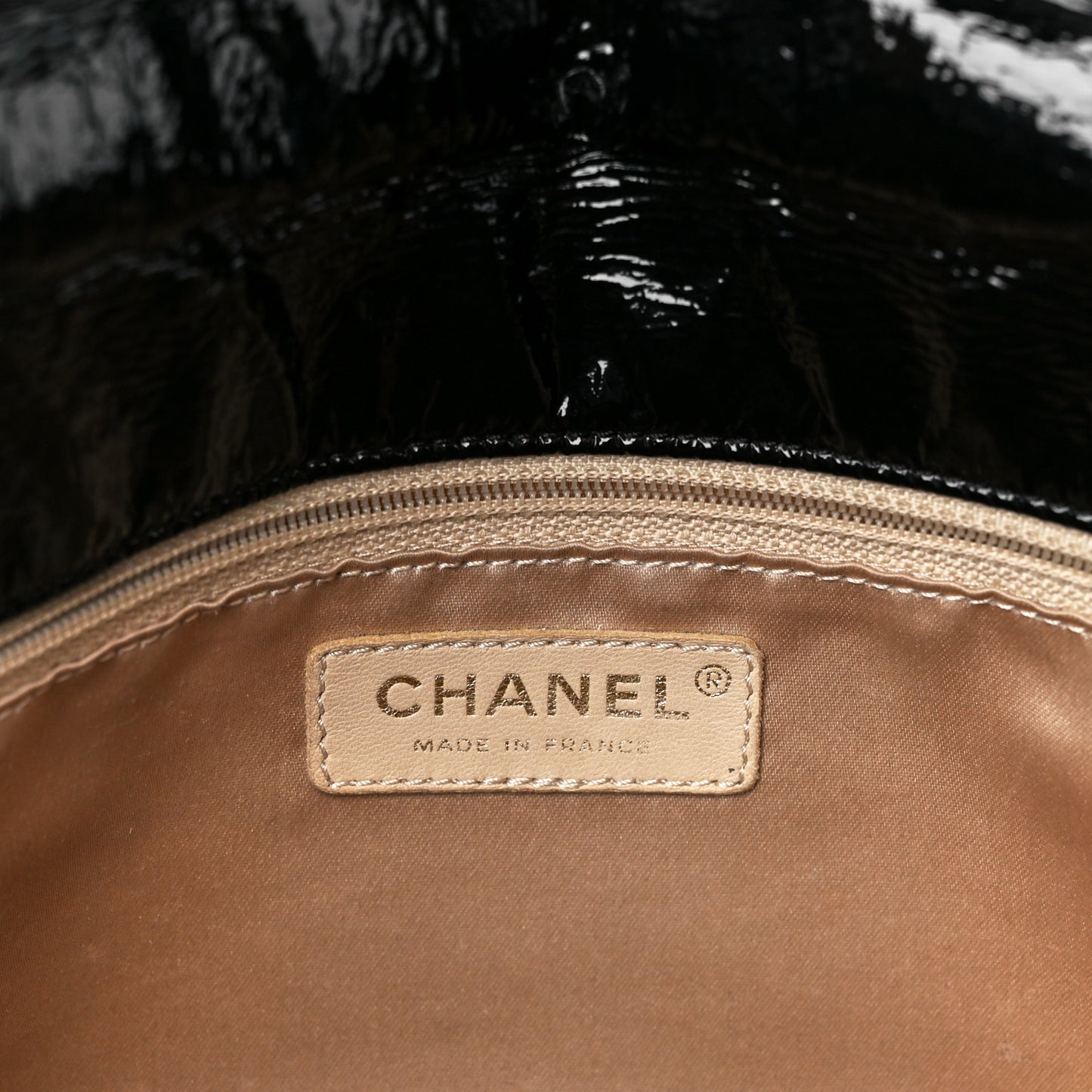Vinyl Medium Rock and Chain Flap Black