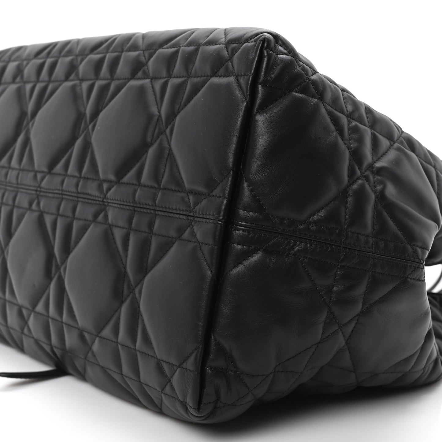 Calfskin Macrocannage Large Toujours Black