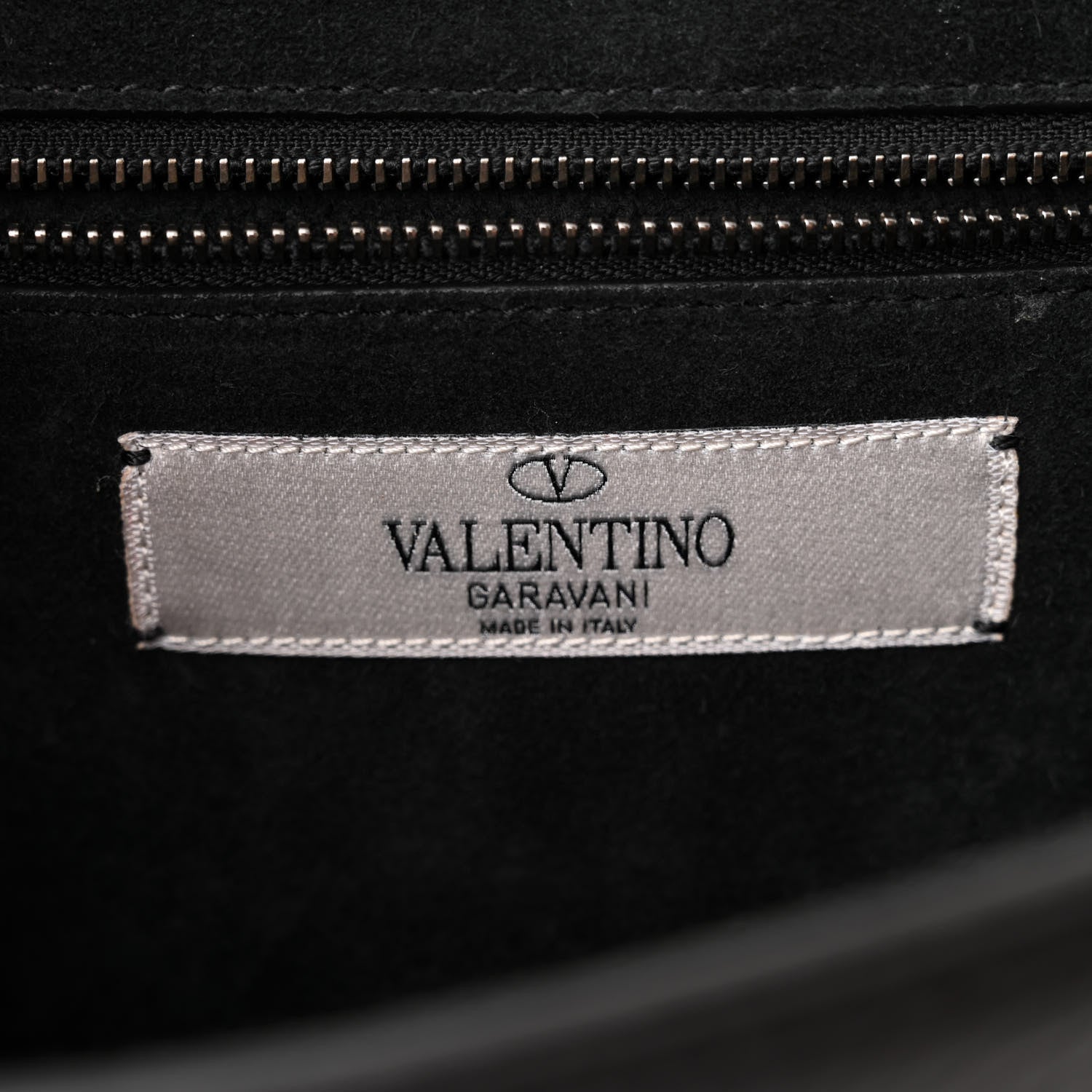 Valentino Garavani Pebbled Calfskin Star Studded Small Lock Flap Black 6 of 9
