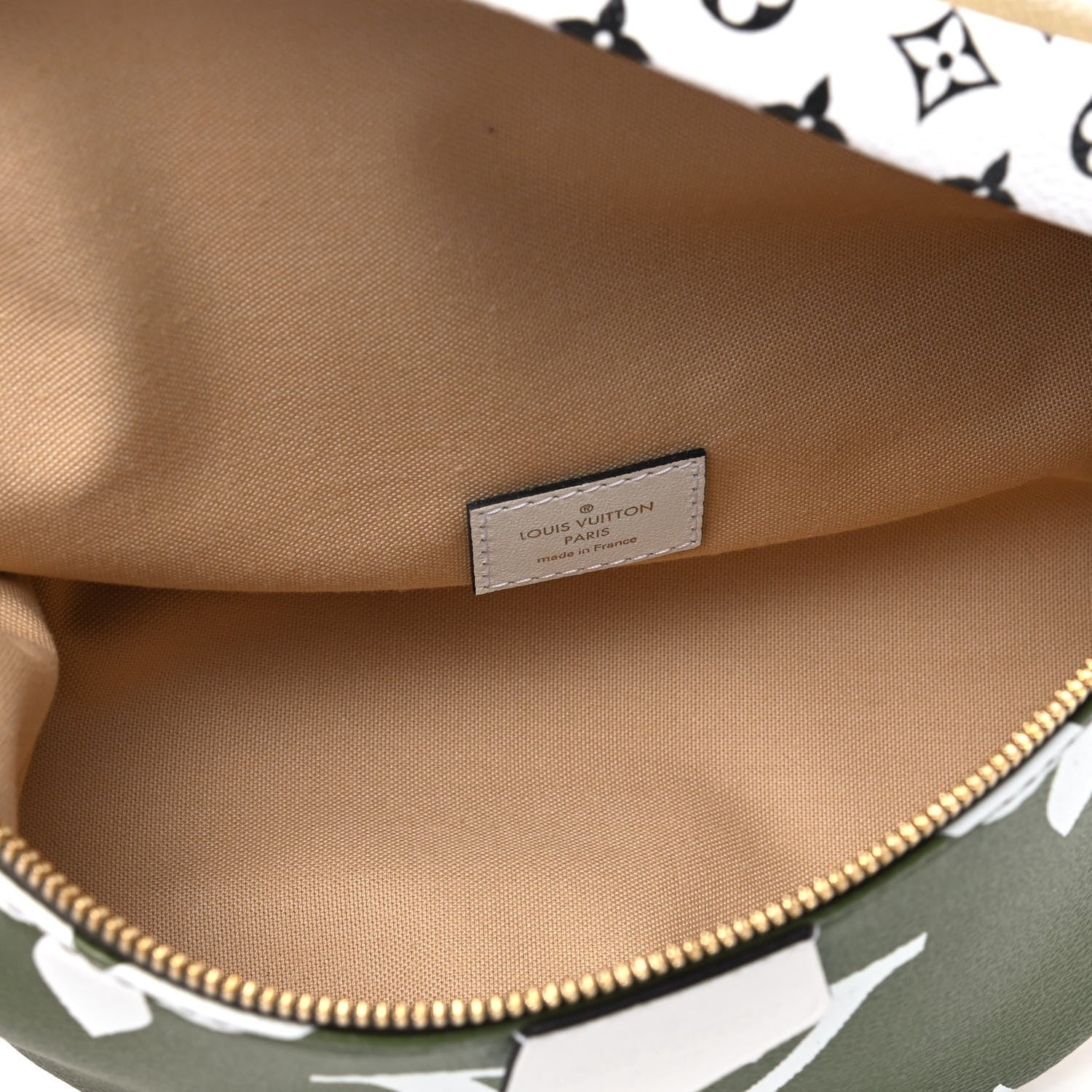 Louis Vuitton Monogram Giant Bumbag Kaki Beige 4 of 4