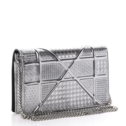 Christian Dior Metallic Patent Micro-Cannage Diorama Wallet on Chain Pouch Argent 2 of 5