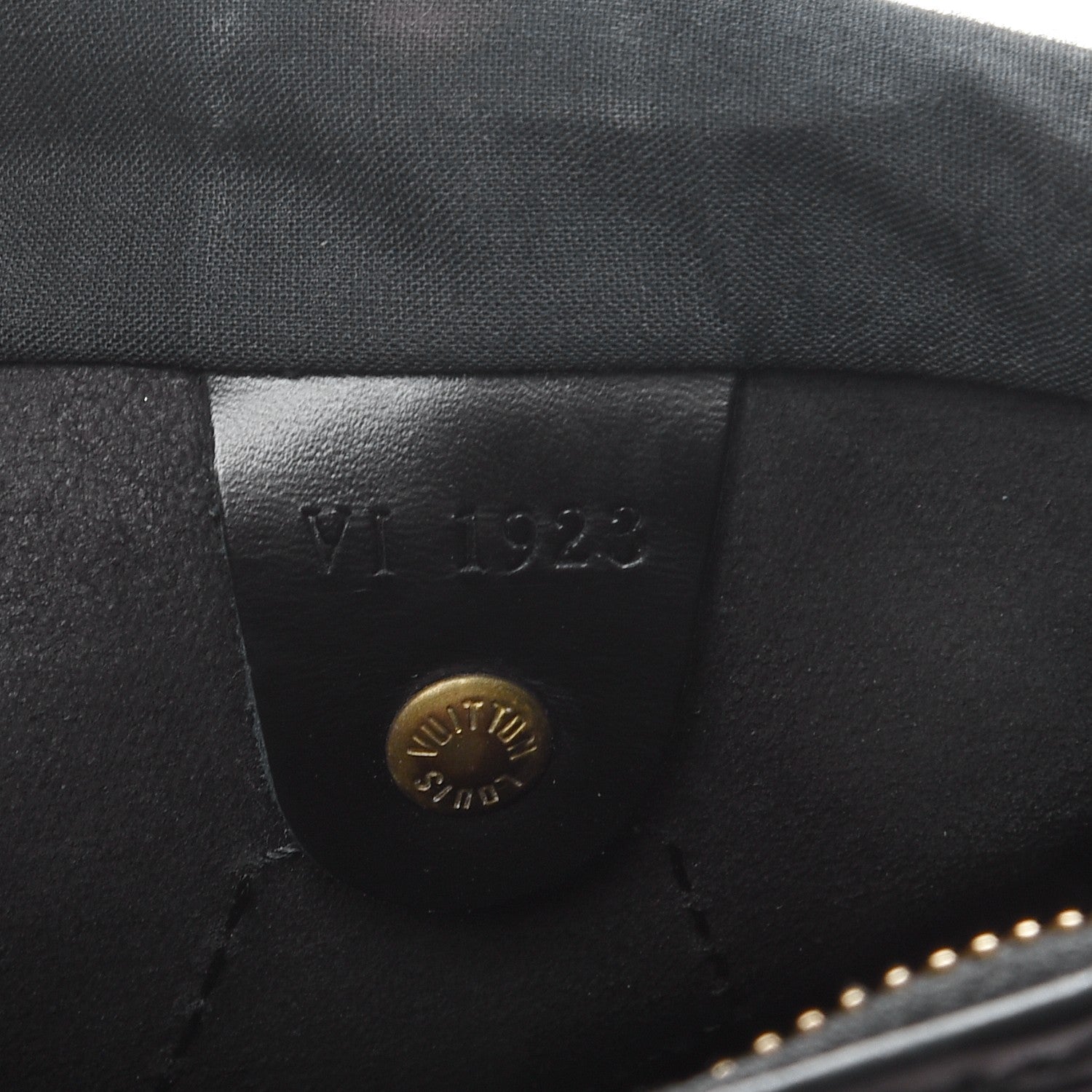 Louis Vuitton Epi Speedy 25 Black 7 of 8
