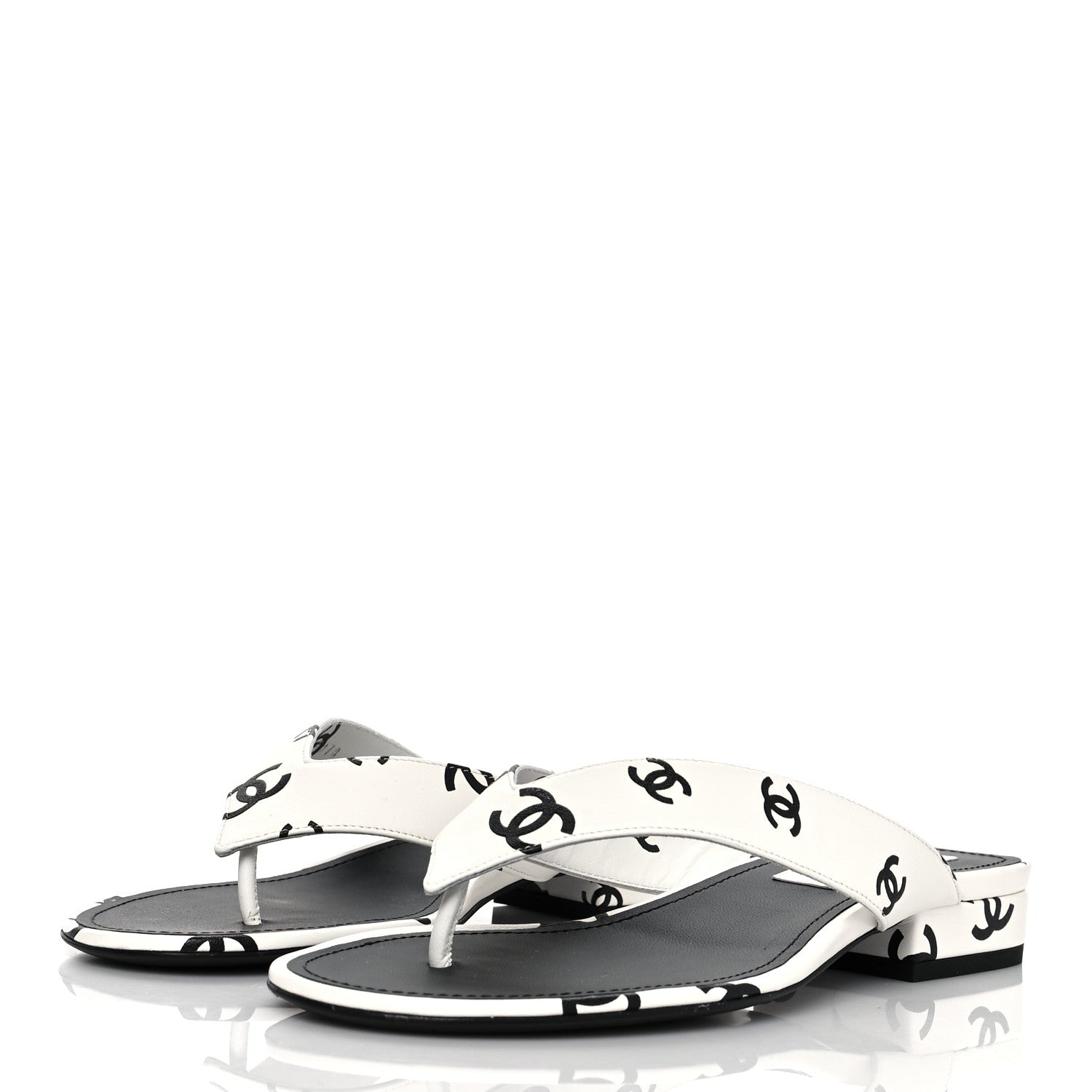 Chanel Lambskin Printed CC Thong Sandals 38 White Black 3 of 8