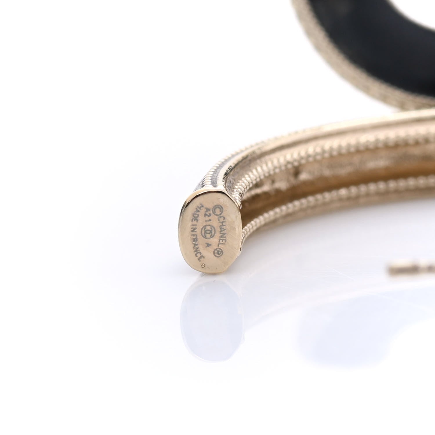 Chanel Enamel CC Drop Earrings Black Gold 3 of 4