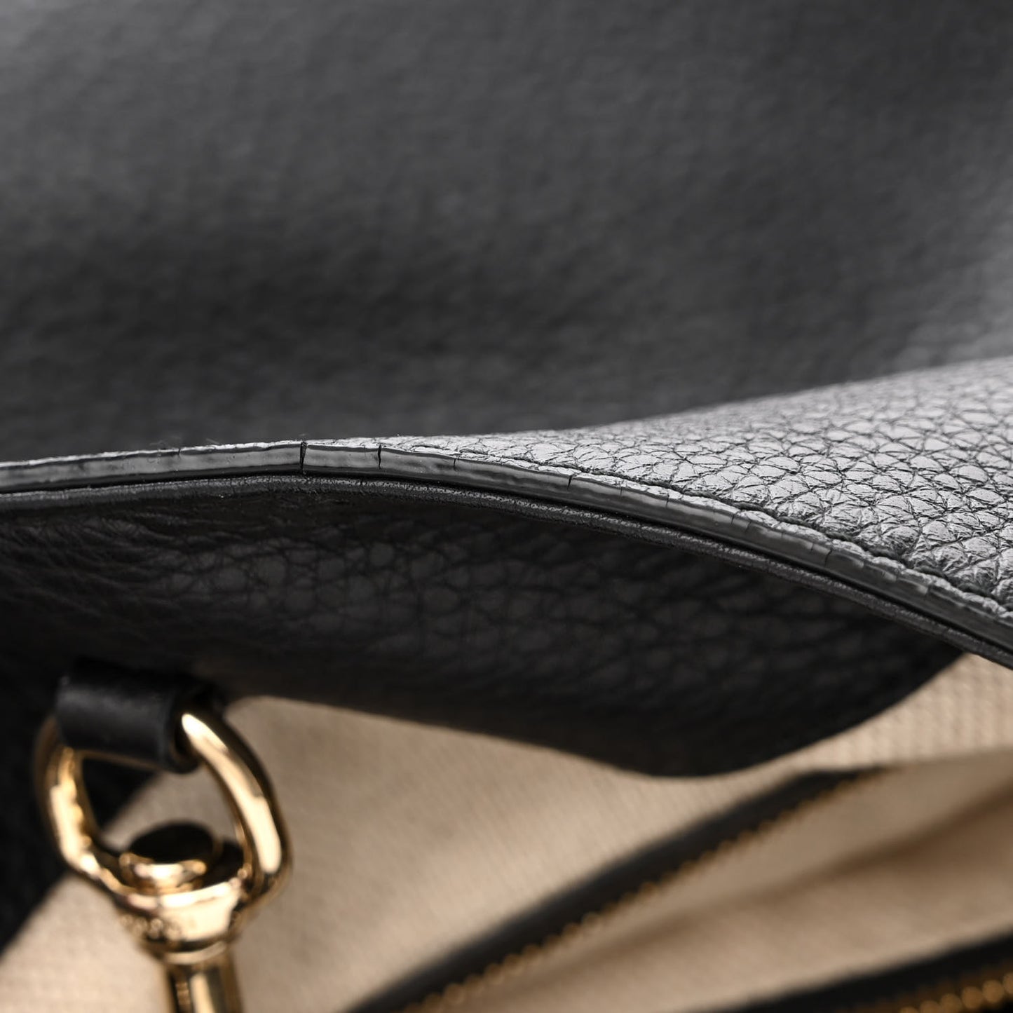 Pebbled Calfskin Medium Soho Chain Shoulder Bag Black