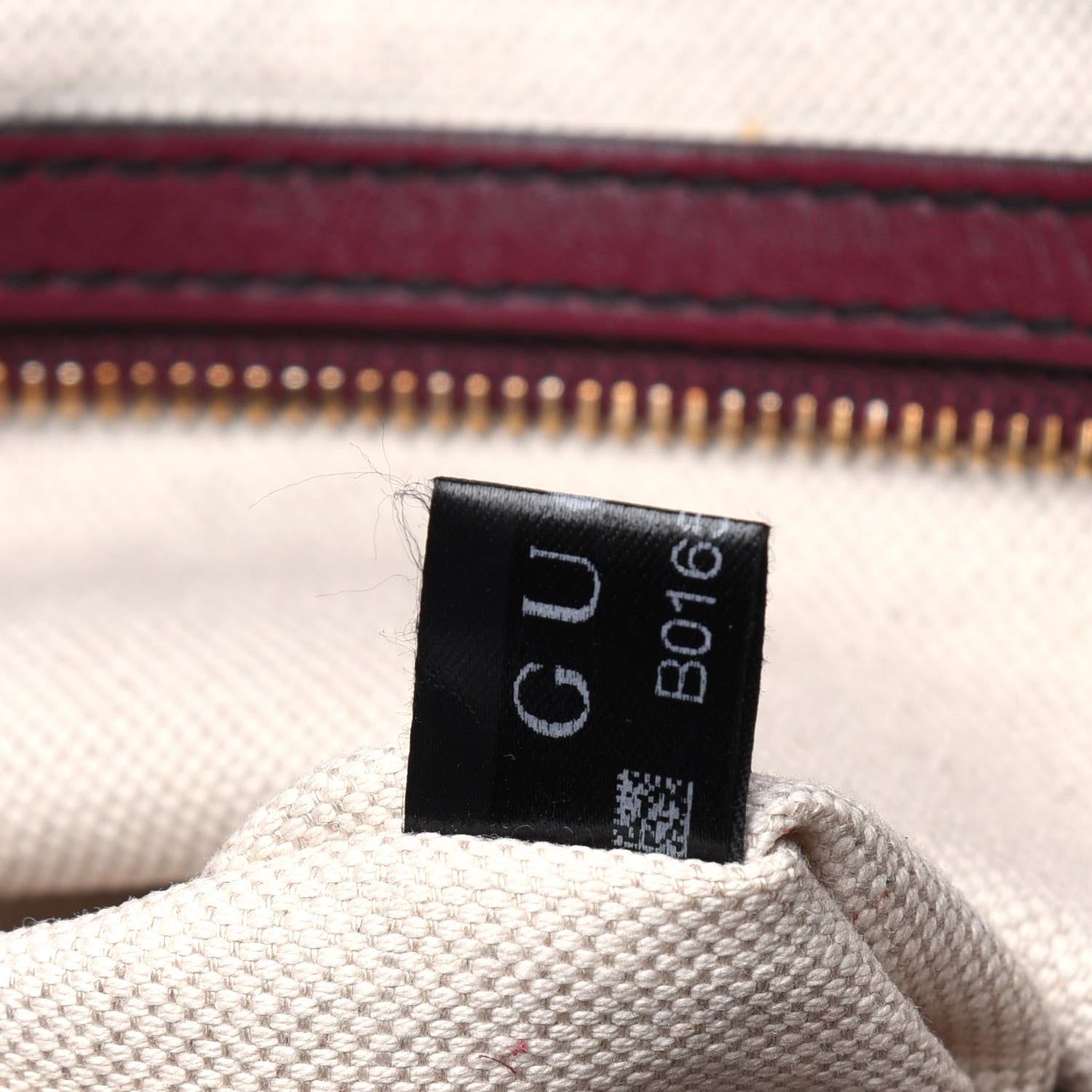 Gucci Soft Guccissima Medium Emily Hobo Classic Ruby 8 of 15