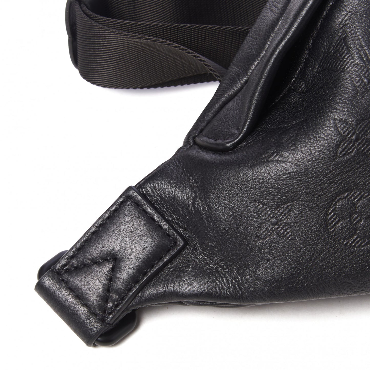 Calfskin Monogram Shadow Discovery Bumbag Black