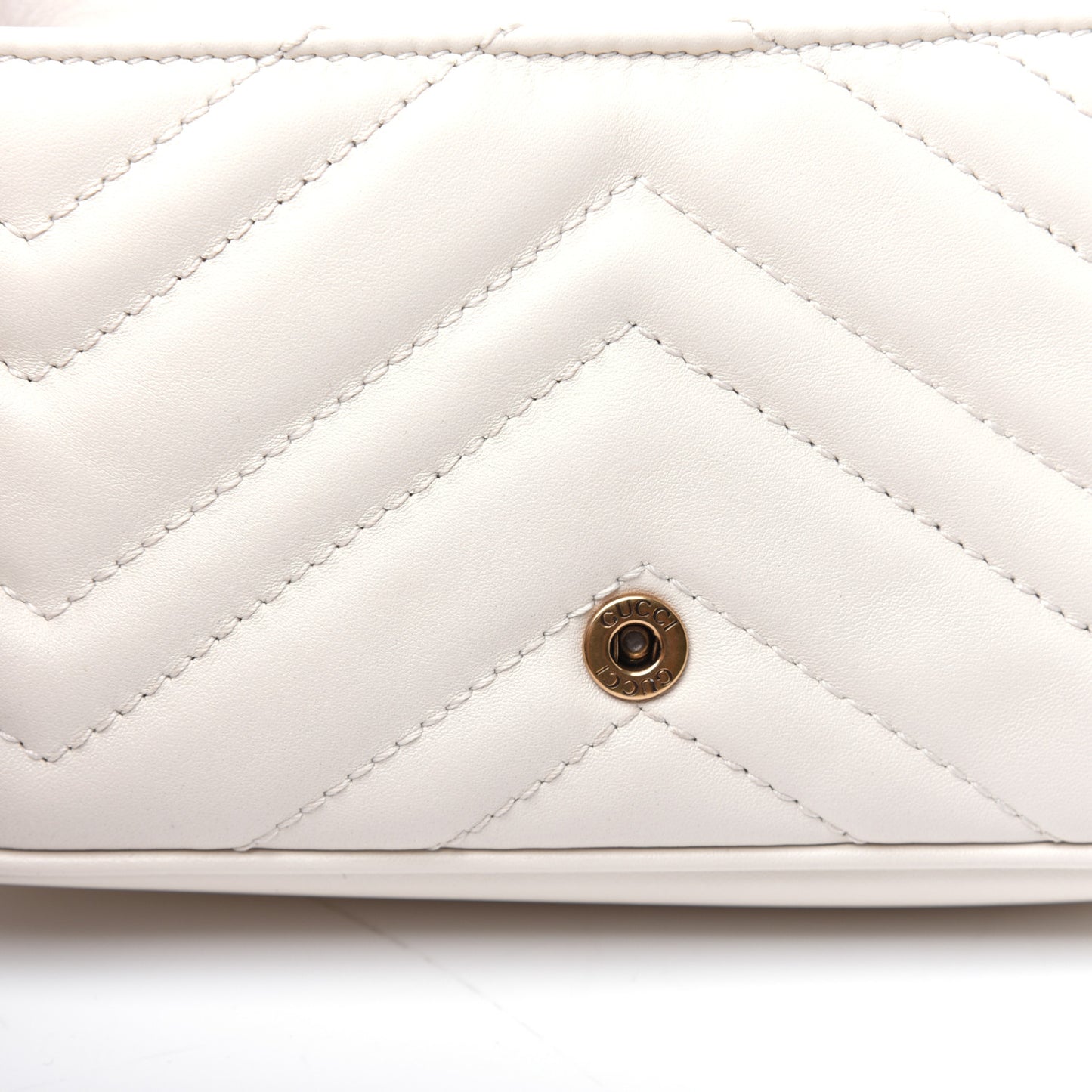 Calfskin Matelasse Super Mini GG Marmont Shoulder Bag White