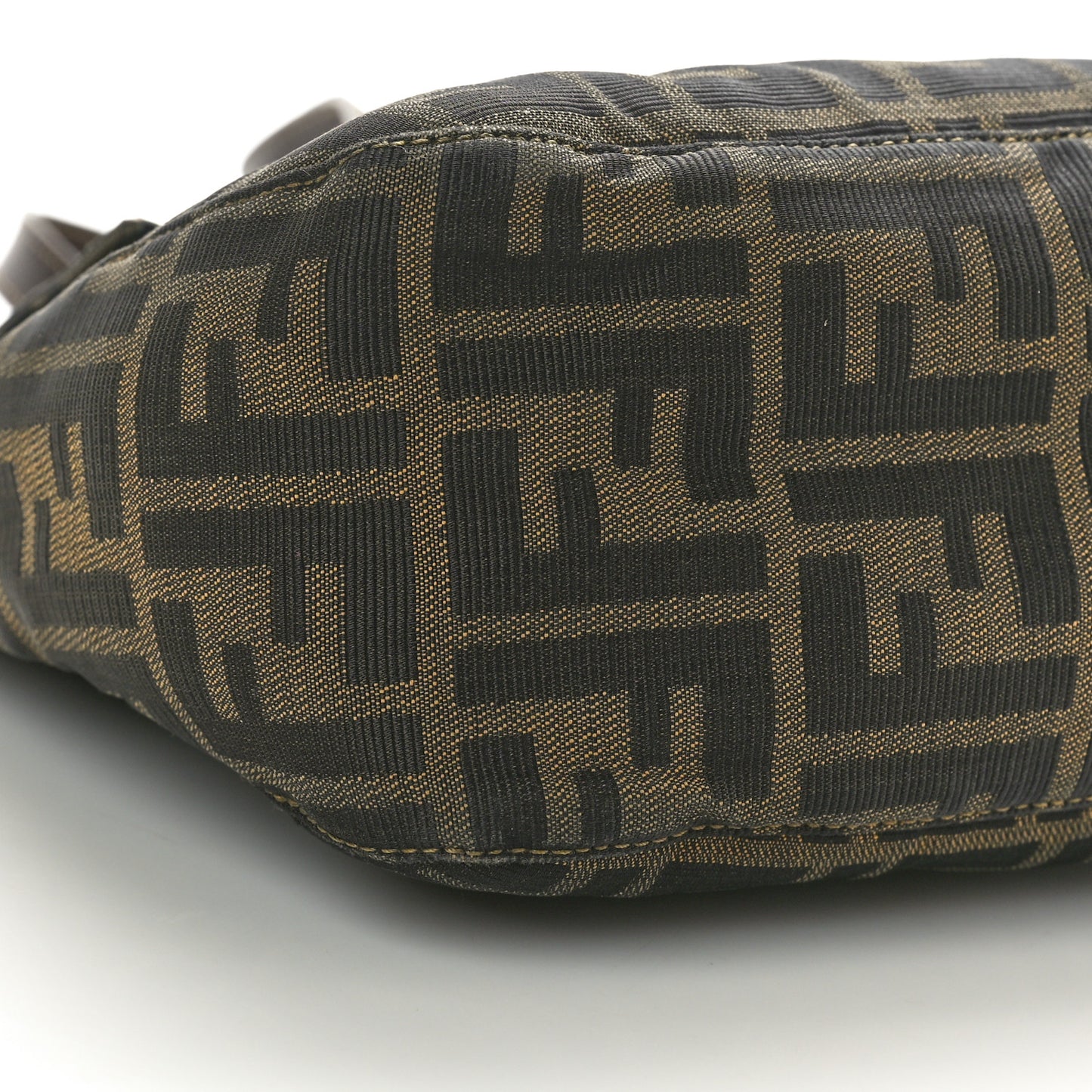 Zucca Small Handbag Tobacco