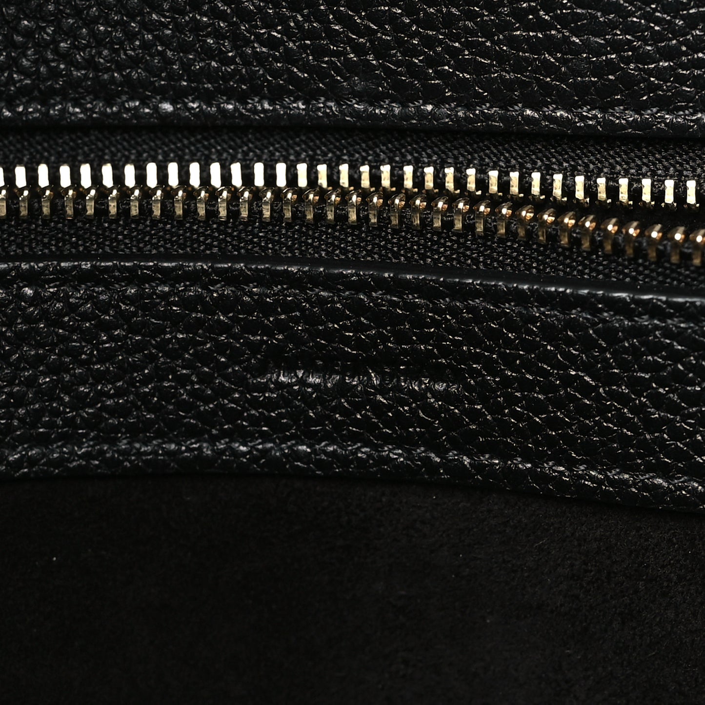 Soft Grained Calfskin Medium Belt Cabas Phantom Black