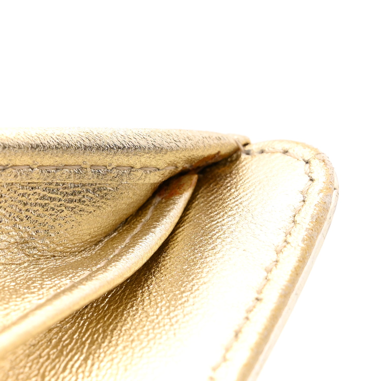 CHANEL ゴールド yfy Chanel Metallic Patent Calfskin Quilted Lucky Symbols Yen Wallet