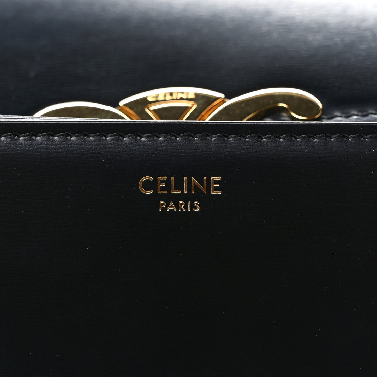 Shiny Calfskin Medium Triomphe Black