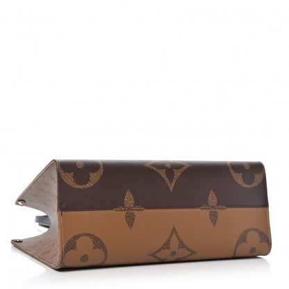 Louis Vuitton Reverse Monogram Giant Onthego MM 4 of 9
