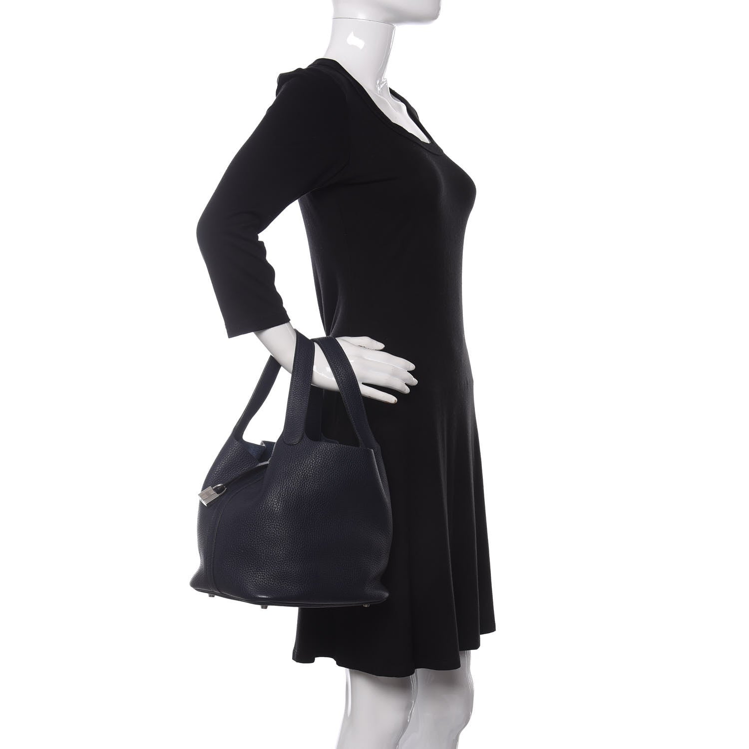 Hermes Taurillon Clemence Picotin Lock 22 MM Bleu Nuit 2 of 9