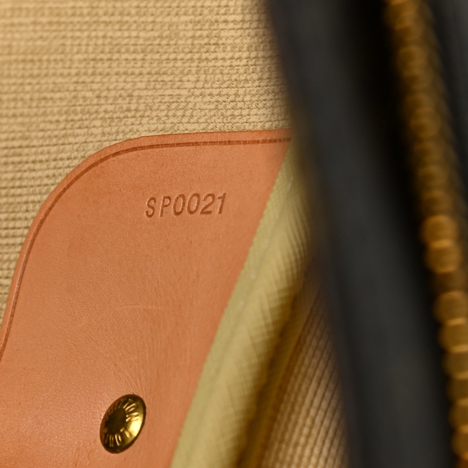 Louis Vuitton Monogram Sirius 50 7 of 14