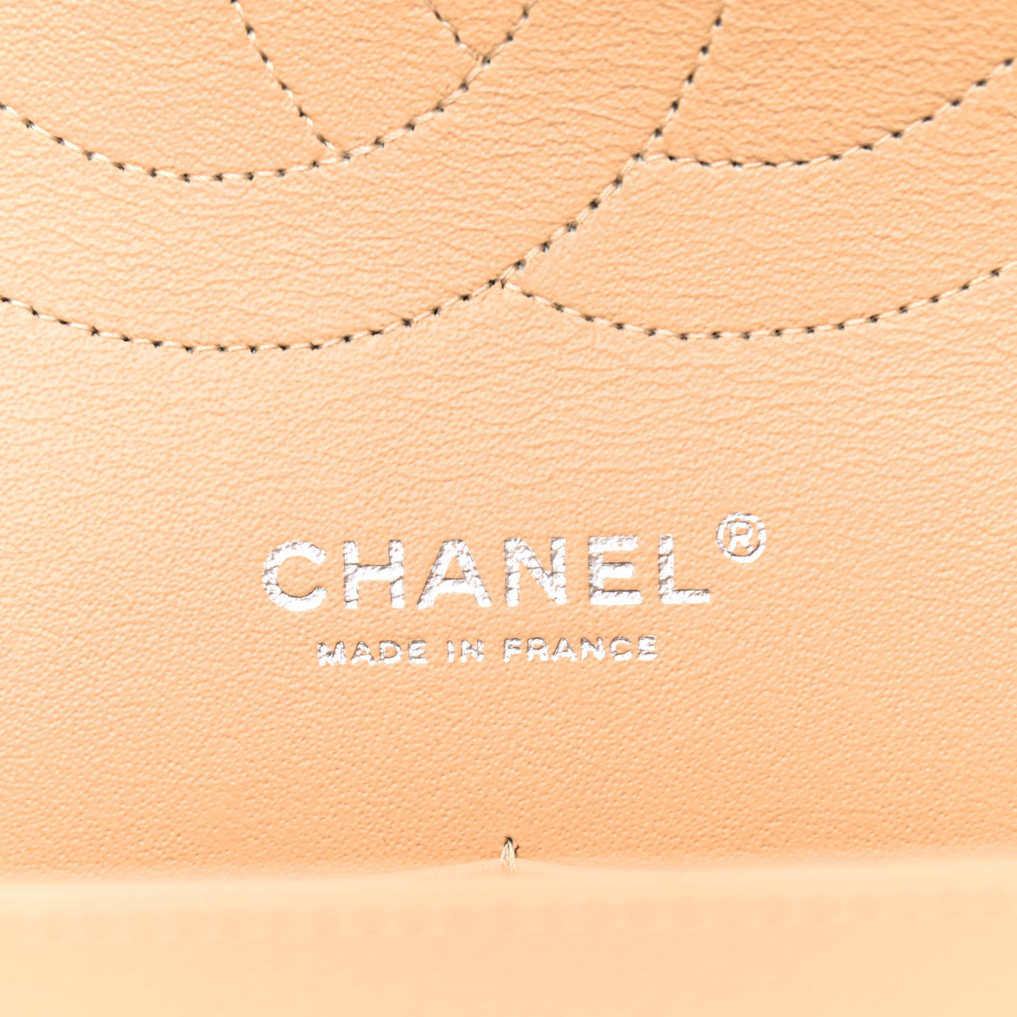 Caviar Quilted Jumbo Double Flap Beige Clair