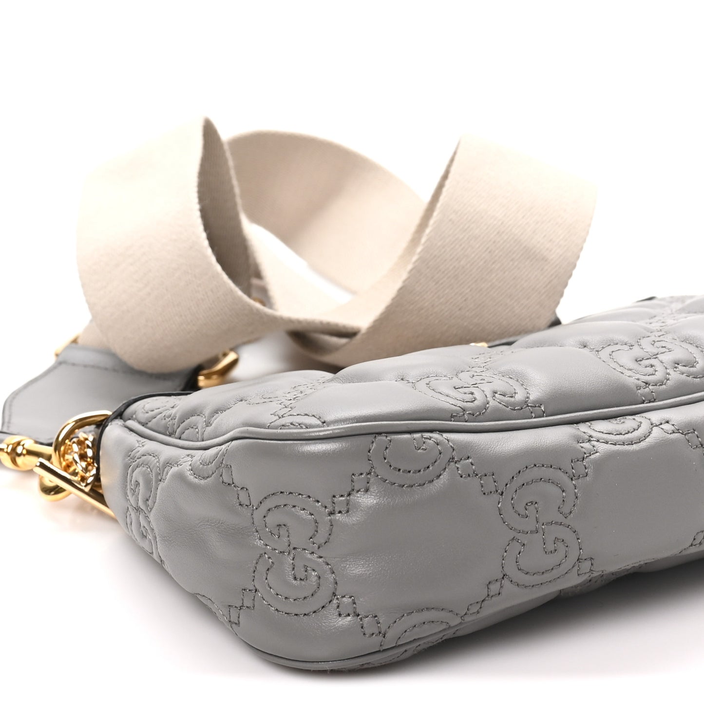 Calfskin GG Matelasse Chain Handbag Dusty Grey Natural