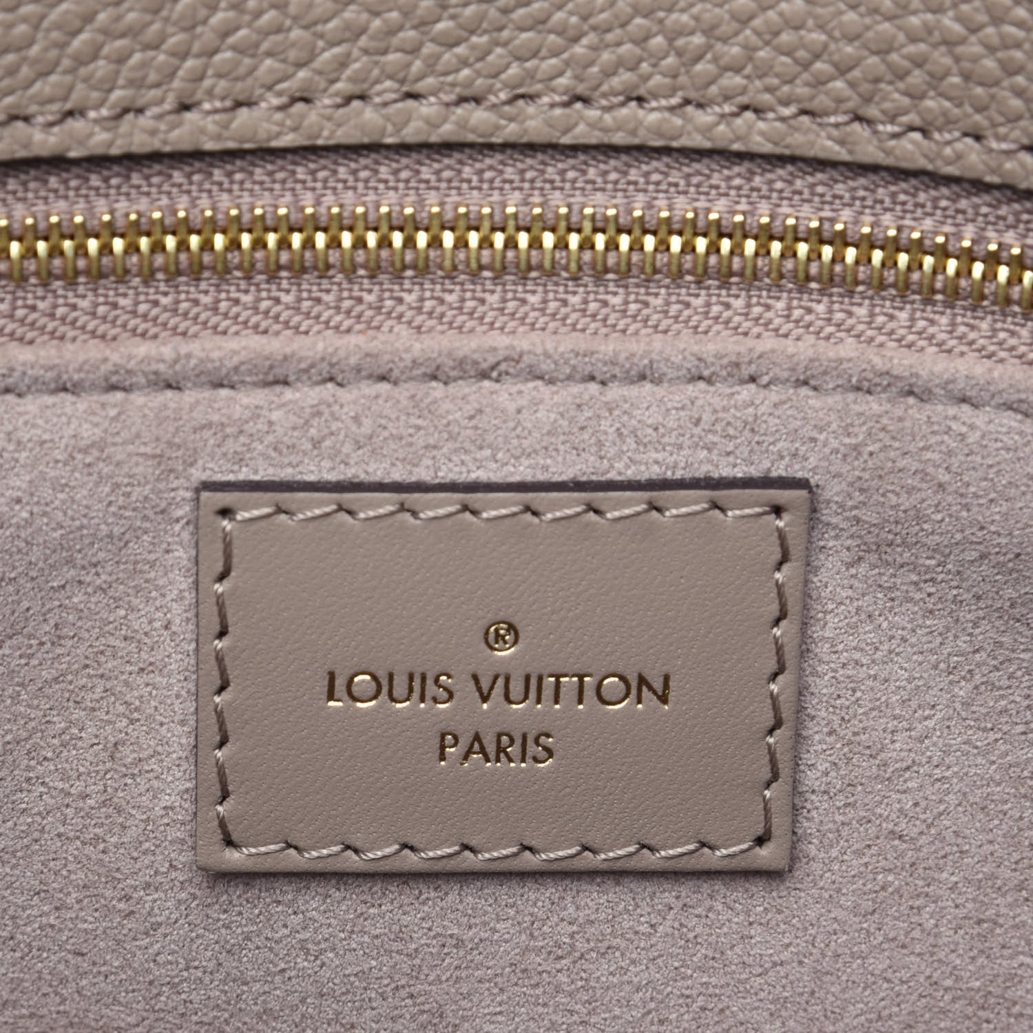 Louis Vuitton Empreinte Monogram Giant Onthego MM Tourterelle 9 of 12