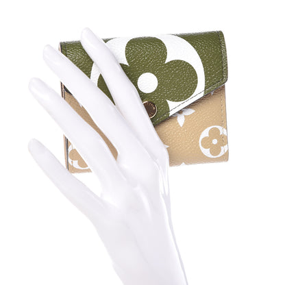 Louis Vuitton Monogram Giant Zoe Wallet Kaki 2 of 8