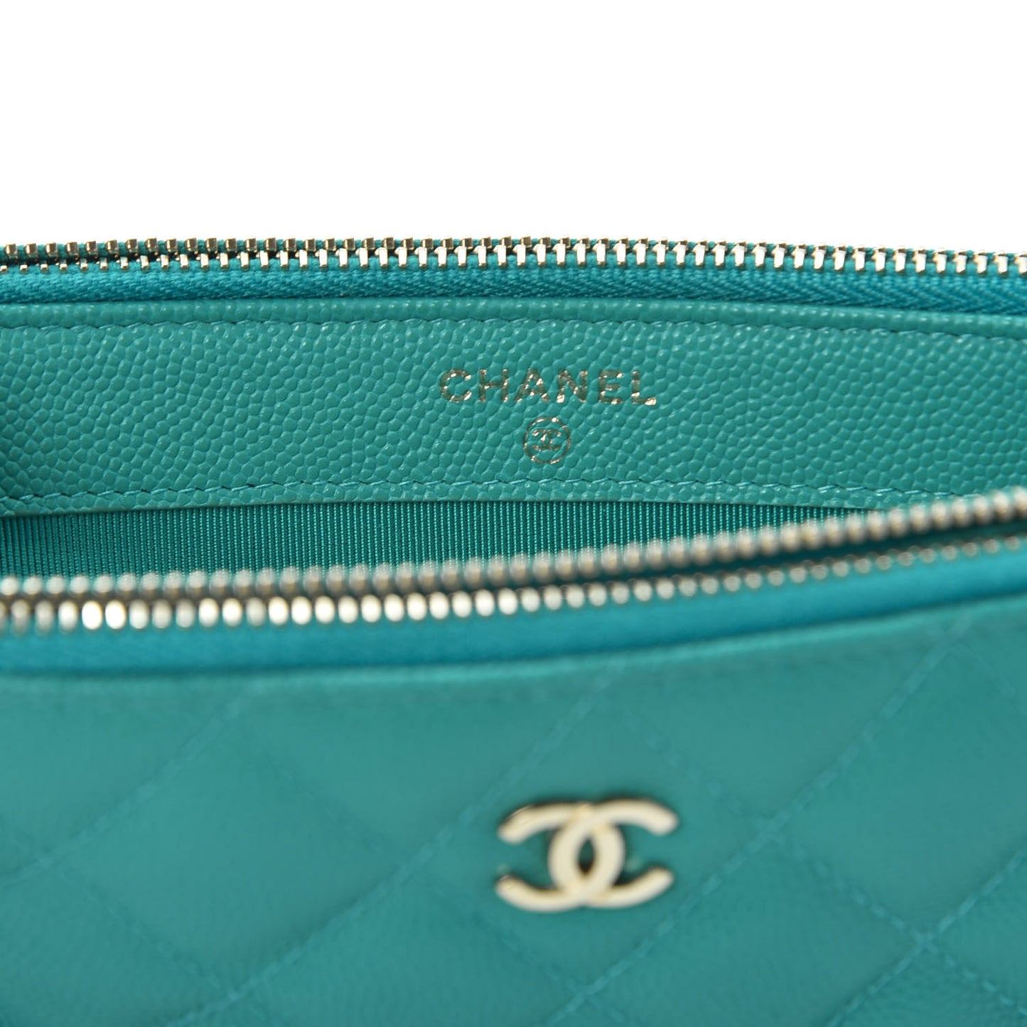 Caviar Quilted Small Clutch With Chain Turquoise