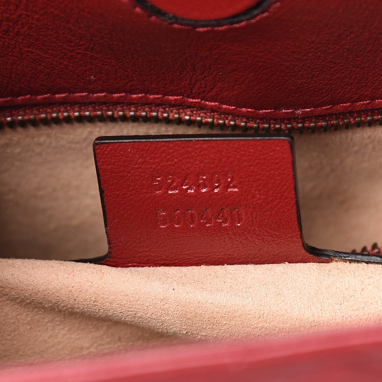 Gucci Azalea Calfskin Matelasse Heart Medium GG Marmont Slim Shoulder Bag Romantic Cerise 6 of 9