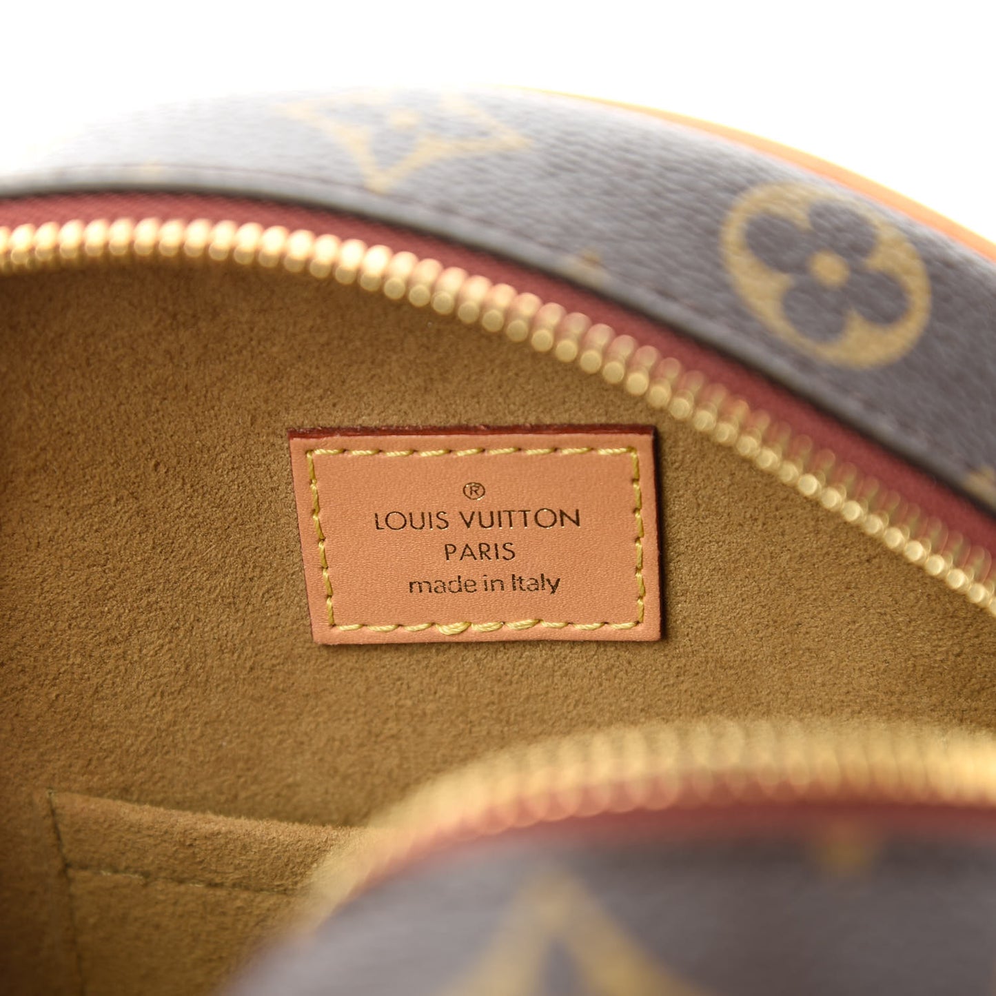 Monogram Boite Chapeau Souple
