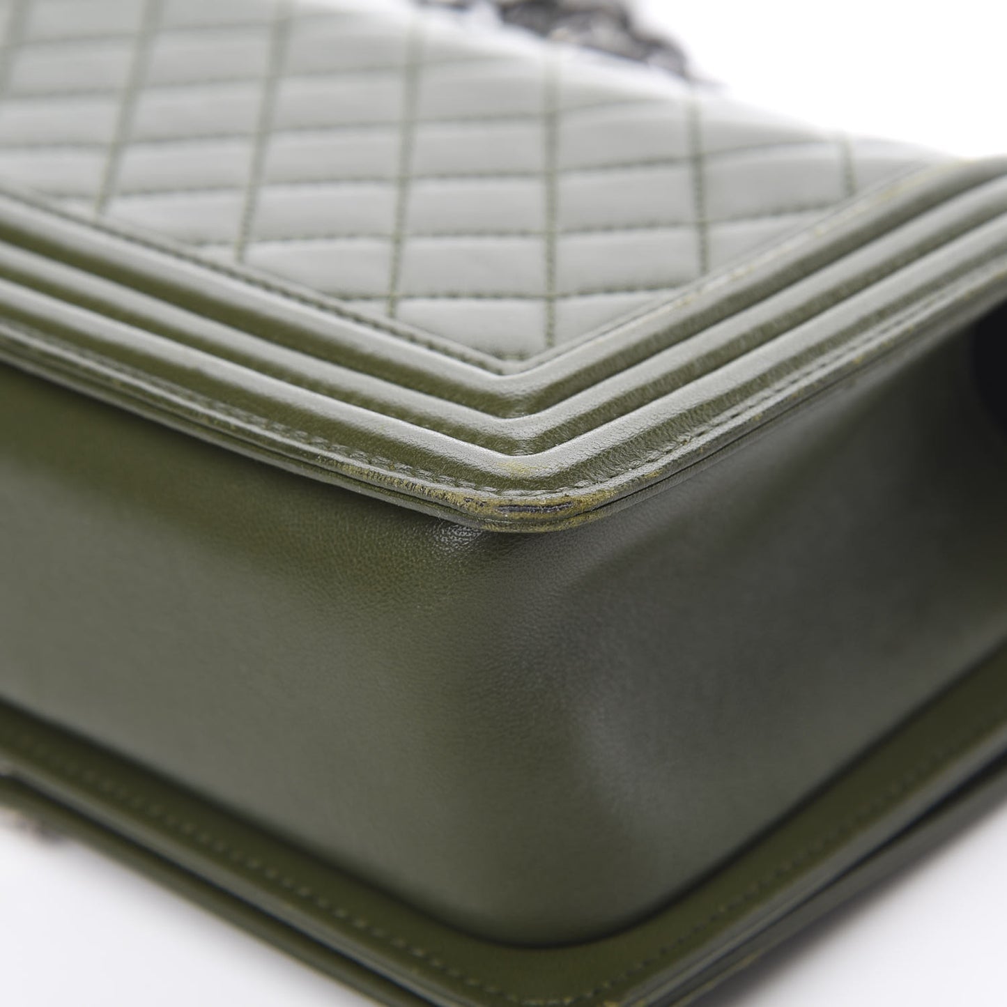 Lambskin Quilted Medium Boy Flap Khaki