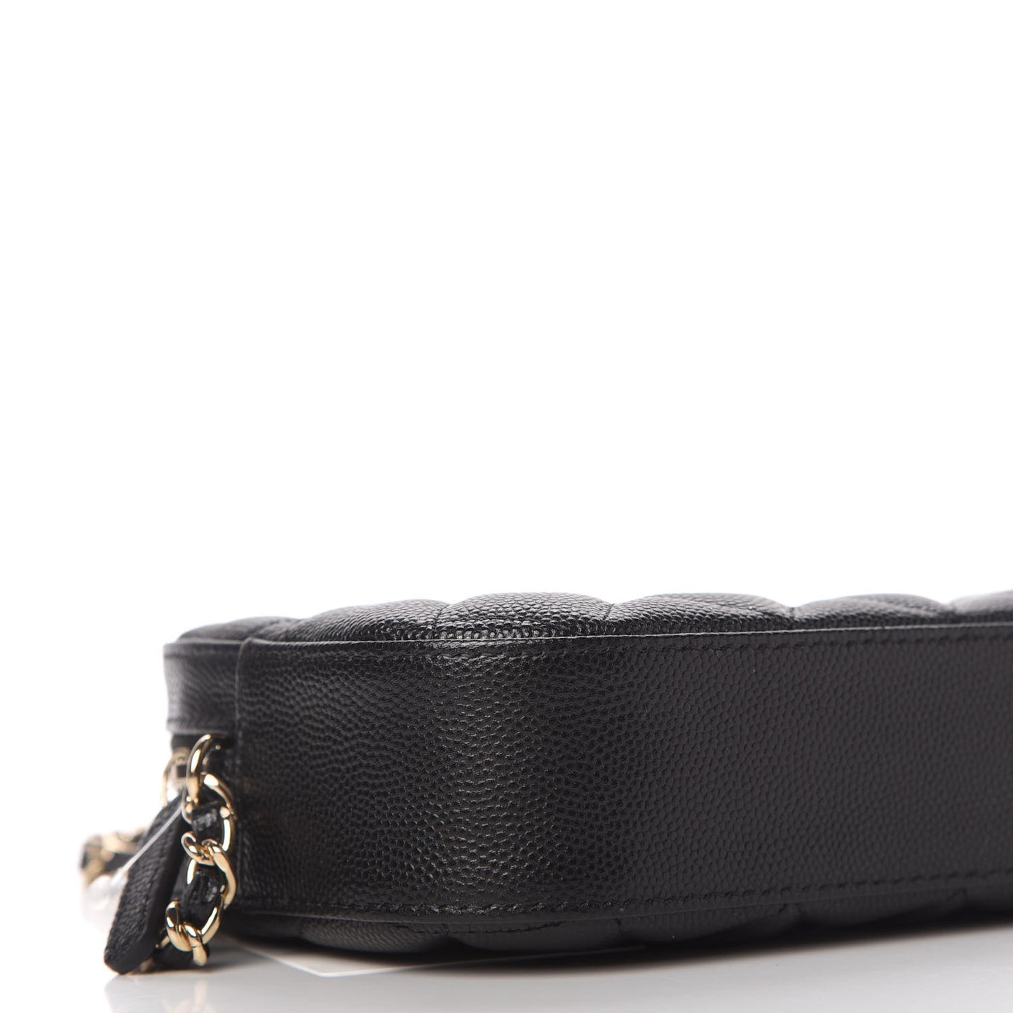Caviar Quilted Vanity With Chain Black