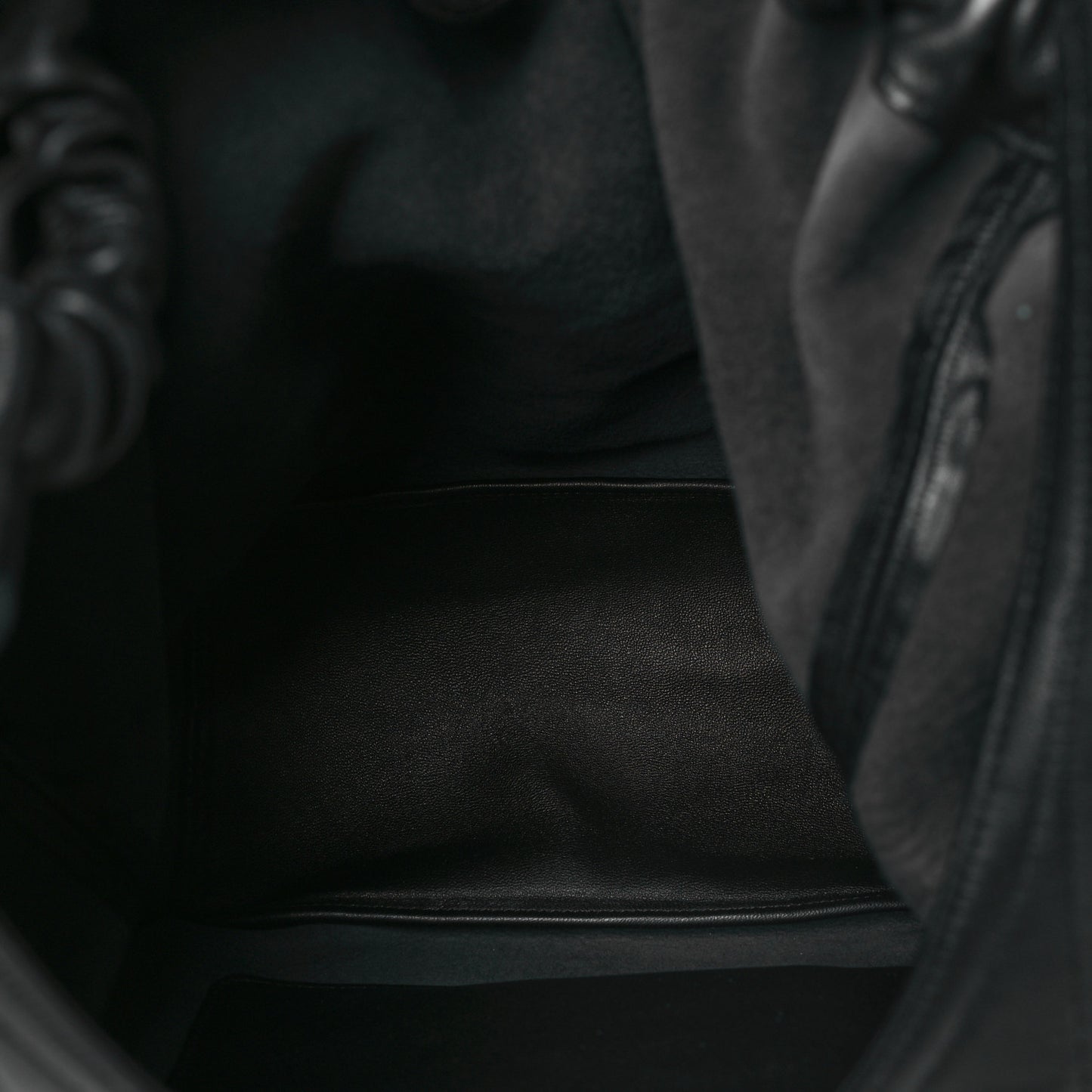Buttery Nappa Lambskin Medium Squeeze Bag Black