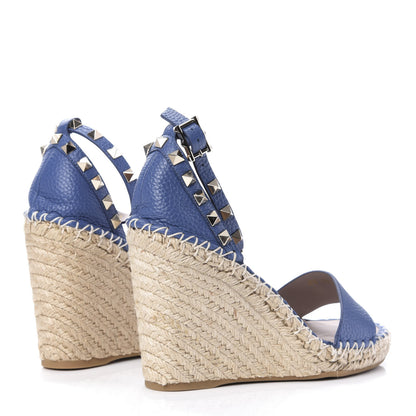 Valentino Garavani Grained Calfskin Rockstud Ankle Strap Espadrille 15/105mm Wedge Sandals 36 Baltique Natural 4 of 10