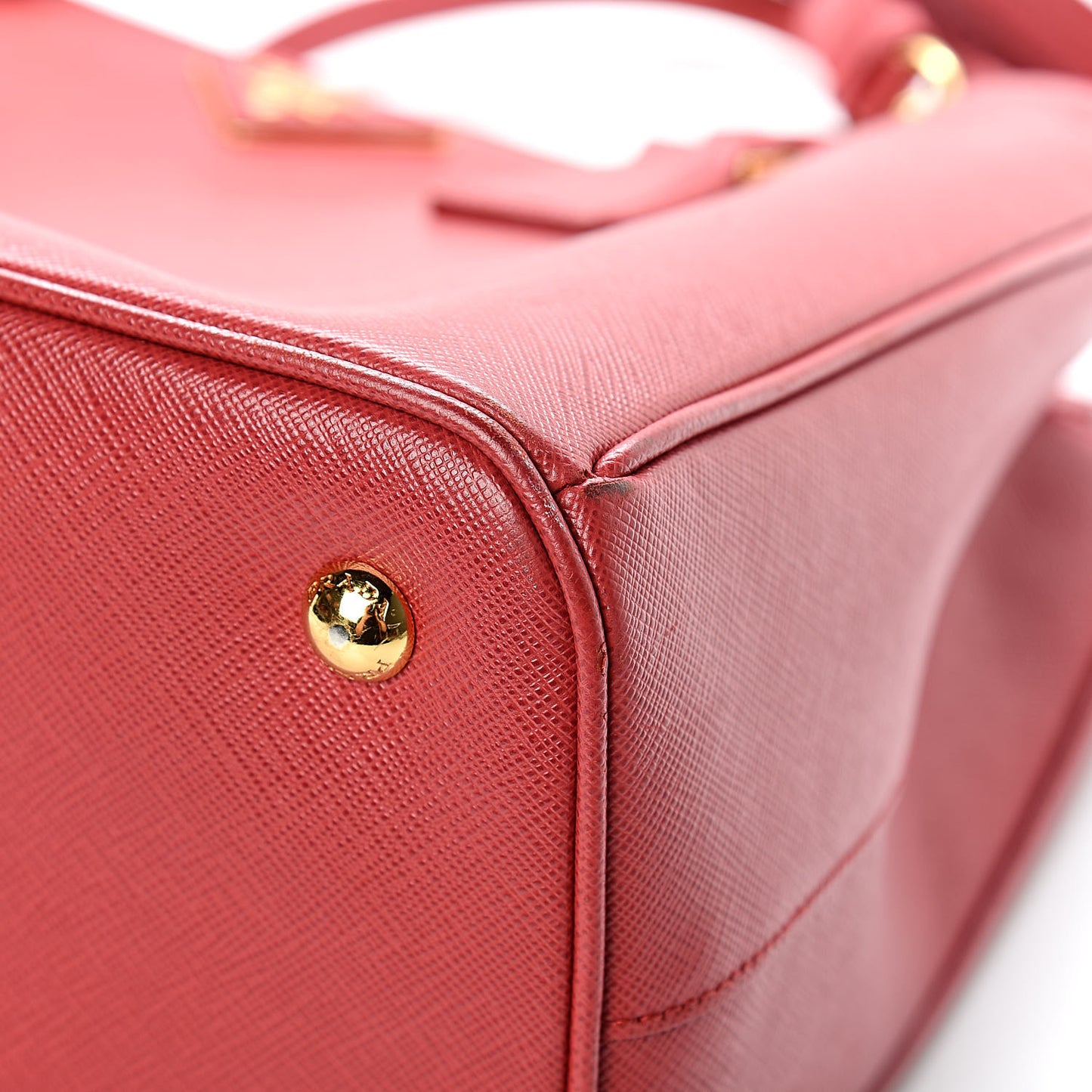 Saffiano Lux Medium Tote Fuoco