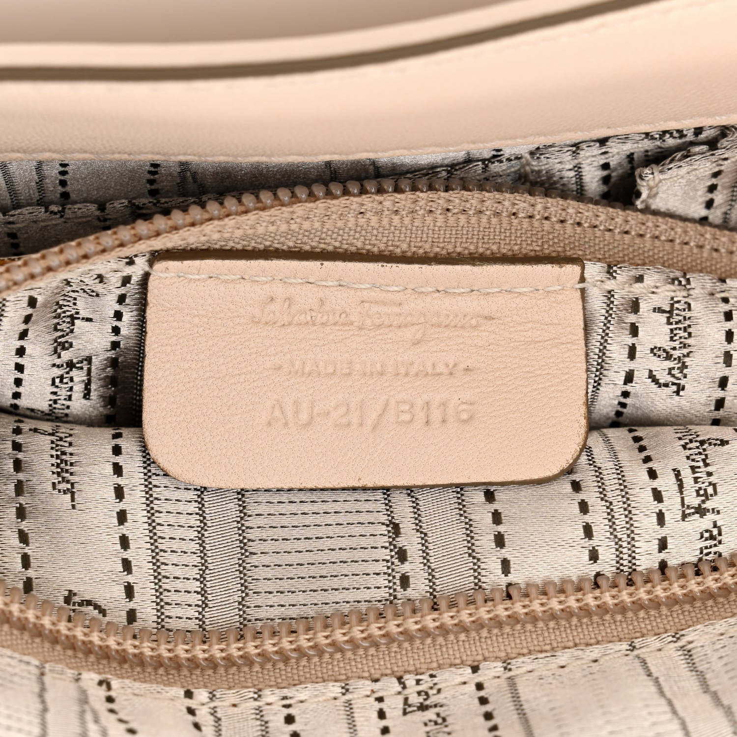 Salvatore Ferragamo Calfskin Pleated Vara Chain Shoulder Bag Light Pink 6 of 10