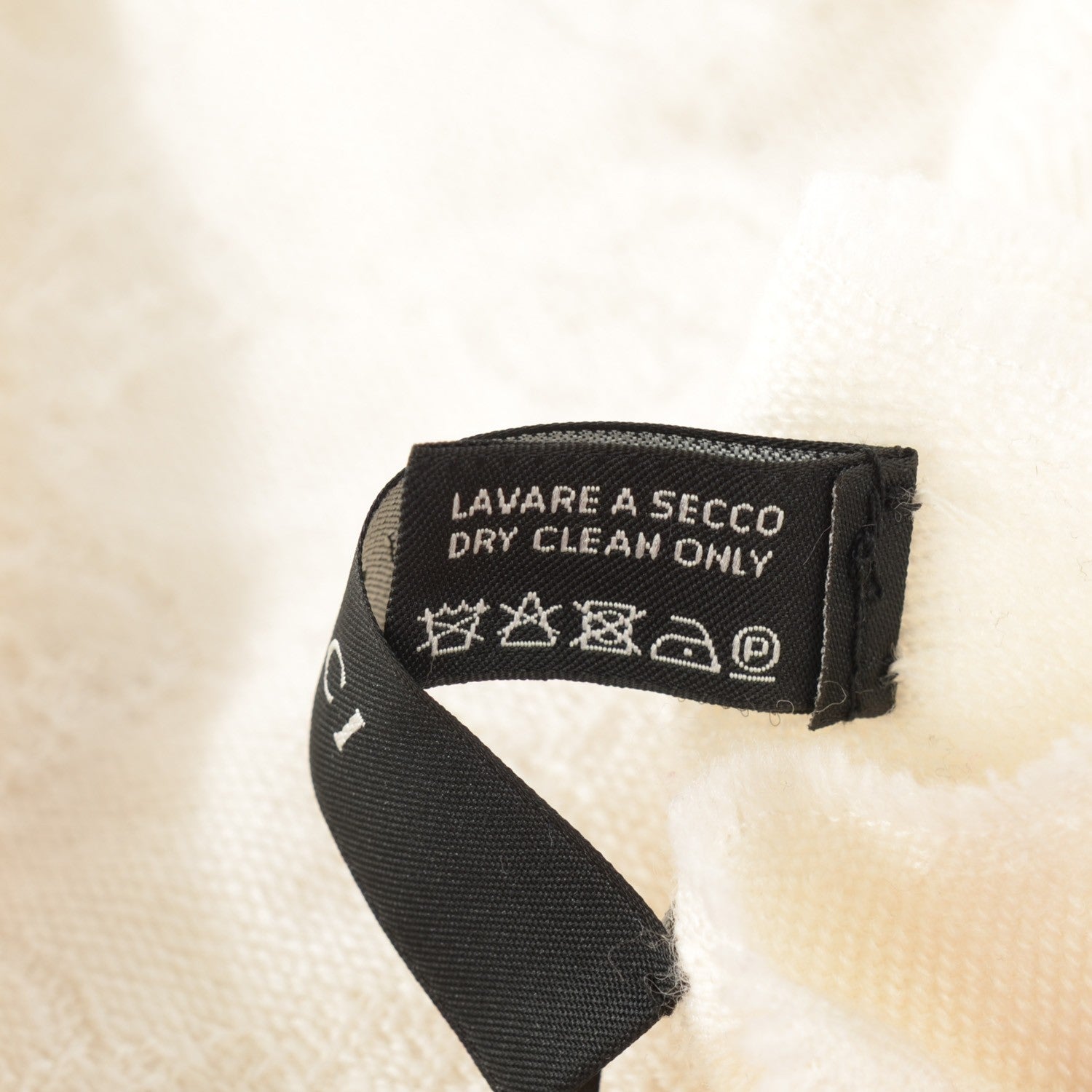 Gucci Wool GG Monogram Sten Fringe Scarf White 6 of 6