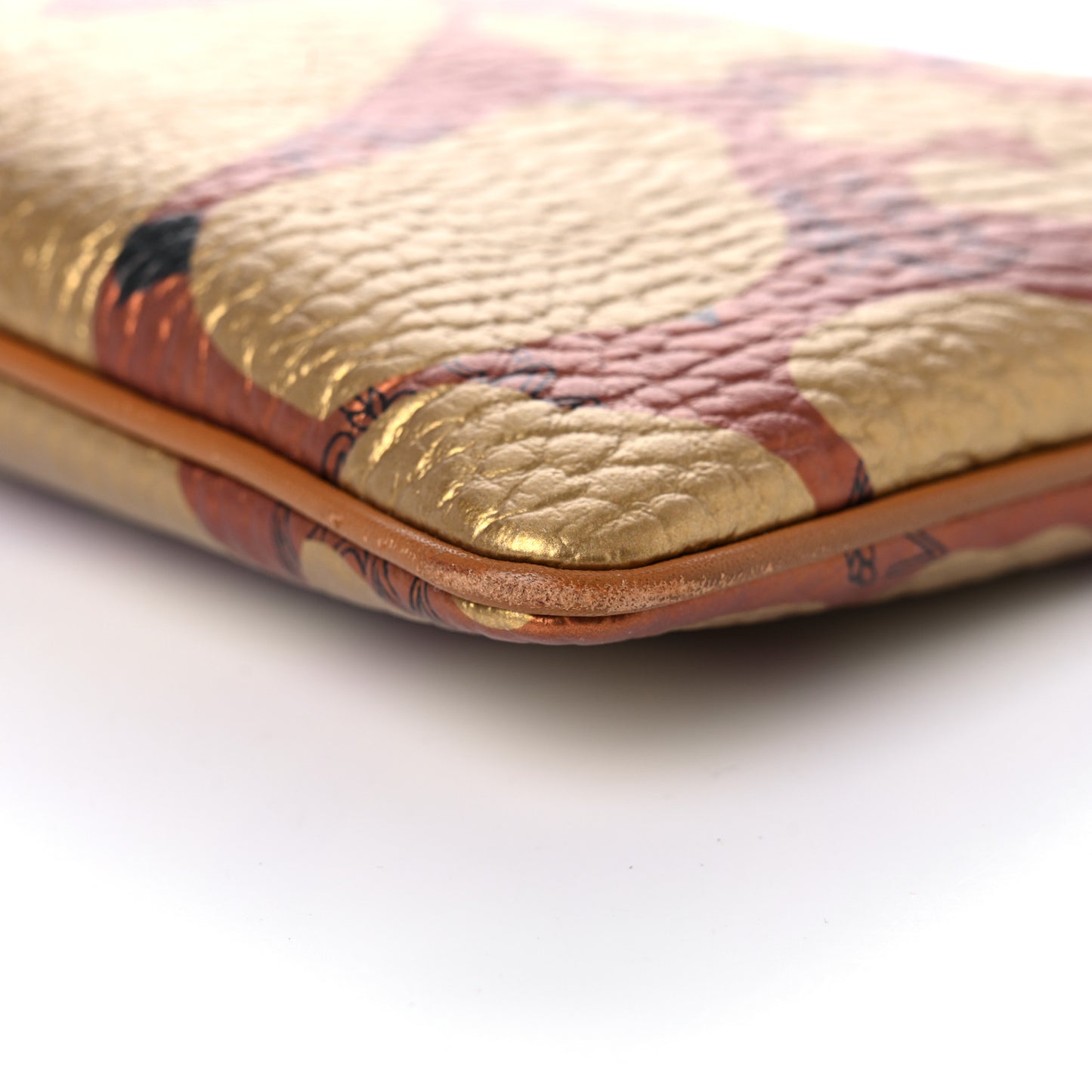Visetos Metallic Leopard Print Large Stark Wristlet Pouch Cognac