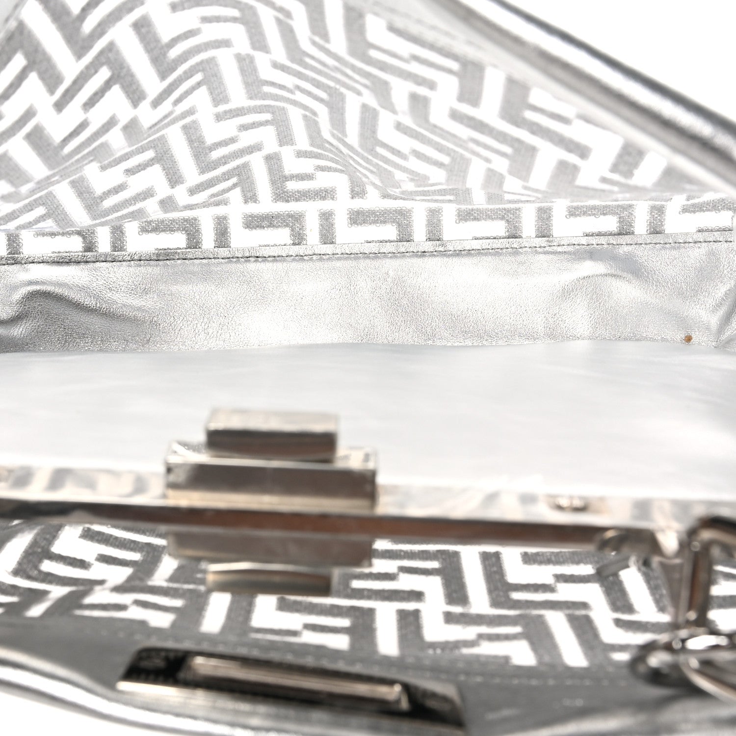 Fendi PVC Vitello Catalan Mirror Sequin FF Medium Peekaboo Iconic Satchel Argento 4 of 8