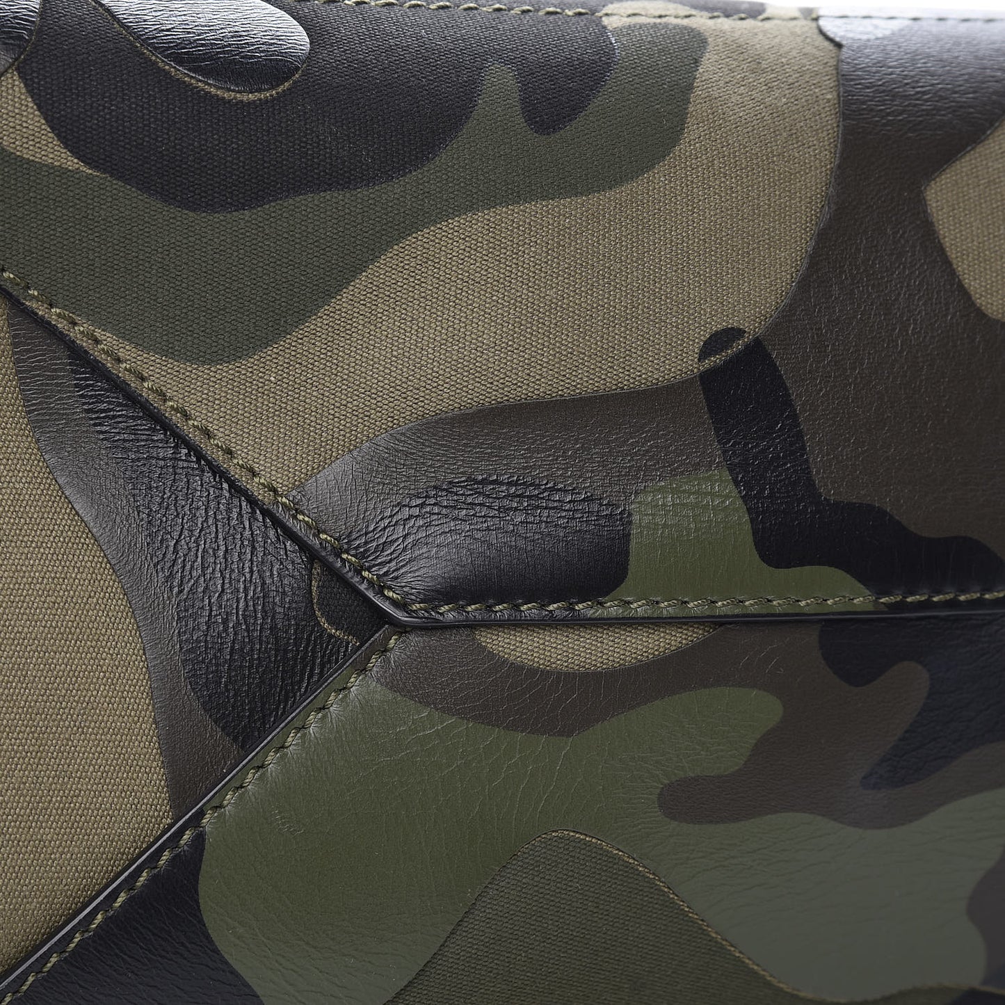 Nappa Canvas Camo Medium Rockstud Soft Tote Green