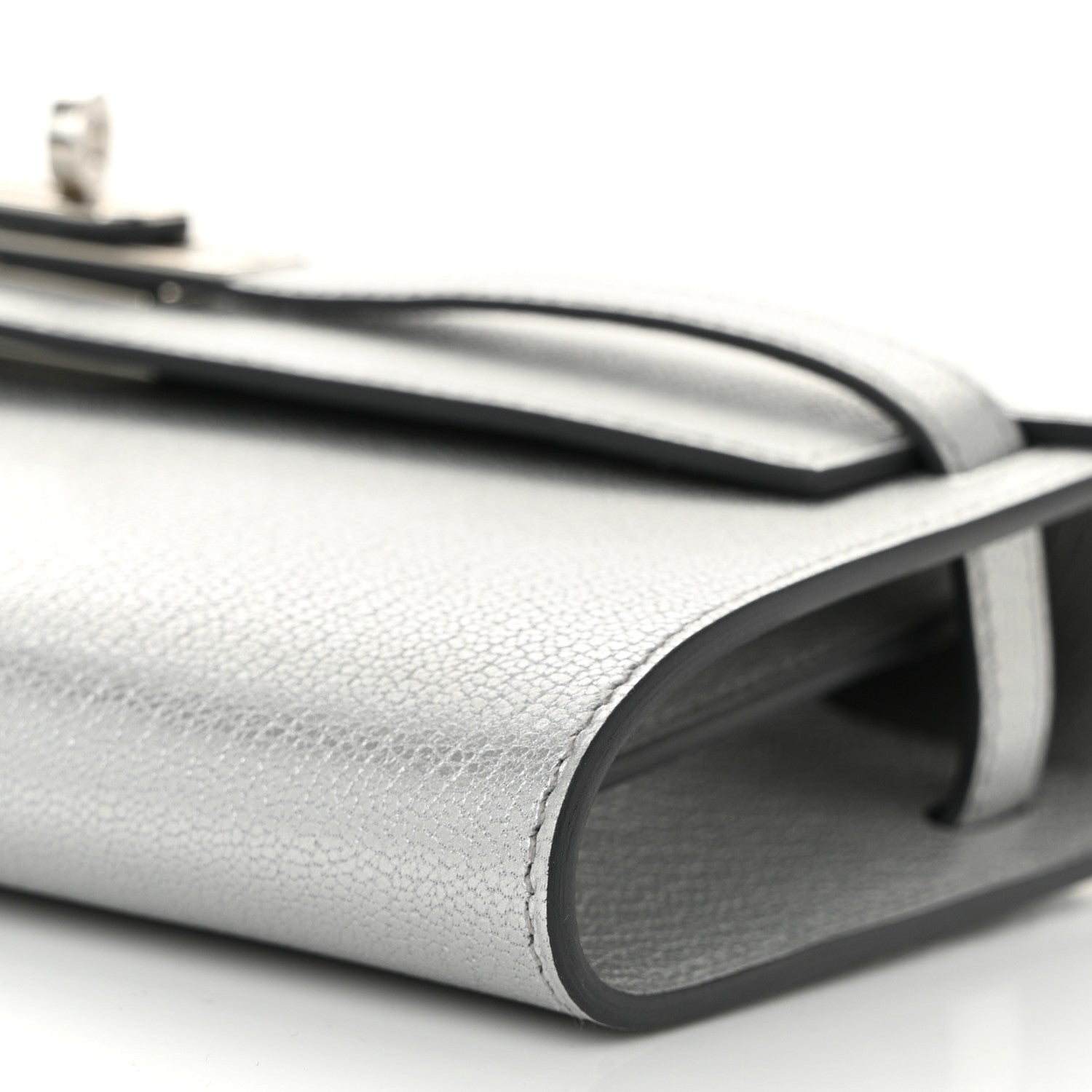 Hermes Metallic Chevre Chamkilight Kelly Wallet To Go Argent 10 of 11