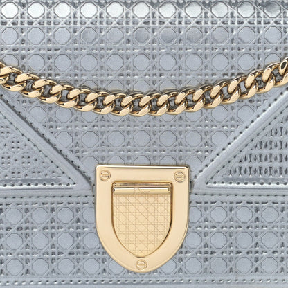 Christian Dior Metallic Patent Micro-Cannage Diorama Croisiere Chain Wallet Silver 9 of 12